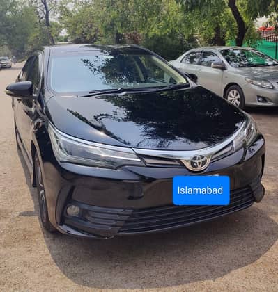 Toyota Corolla Altis Grande 1.8 CVT 2018 Model