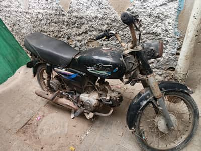 condition apke smna hain engine seld hain all documents clear hain