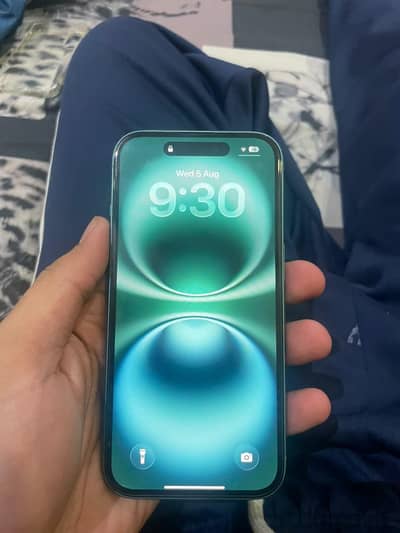 Apple iPhone 16