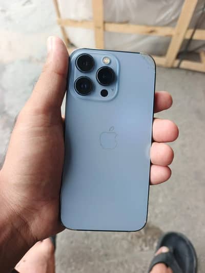 Apple iPhone 13 Pro