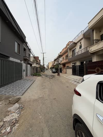 7.5 Marla Prime Location Plot Available For Sale In Johar Town Phase 2
