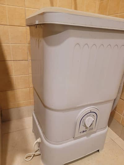 Super Asia Washing Machine - Good Condition