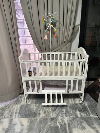 Tinnies Wooden crib