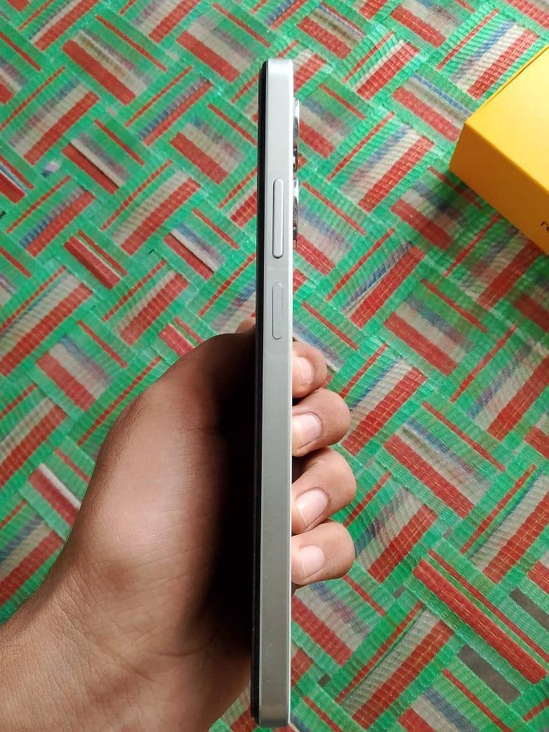 Realme Note 60x 4