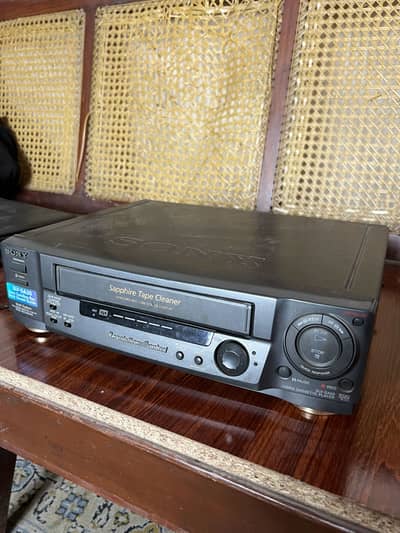 Original sony VCR lush condition