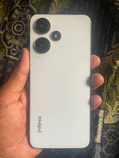Infinix Hot 30 Play