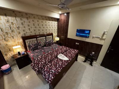 SEPARATE AC ROOM WITH MASTER BED AVAILABLE IN ISLAMABAD DAILY BASIS