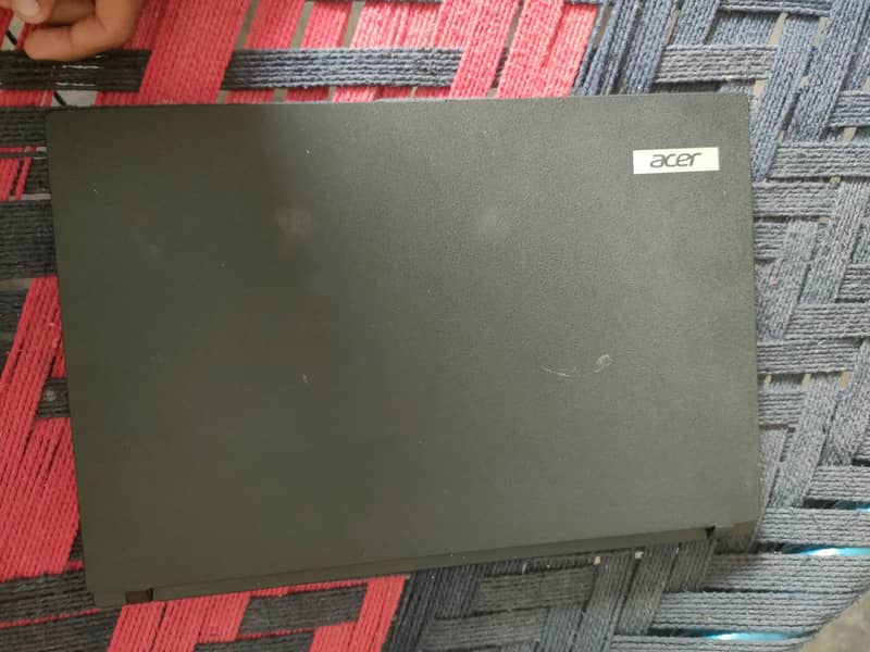 Laptop 0