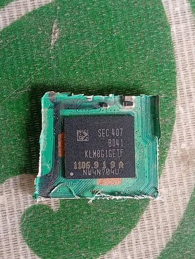 Samsung eMMC 8GB Storage Memory