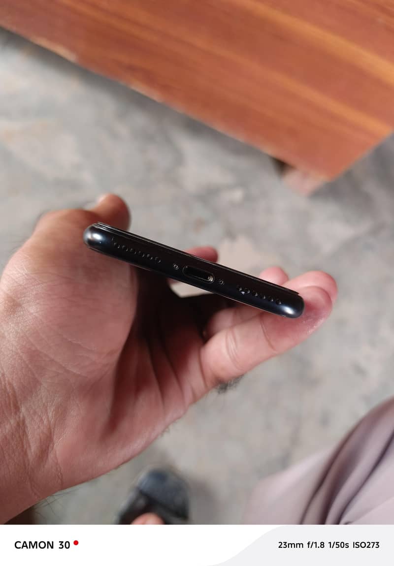 Apple iPhone SE 3