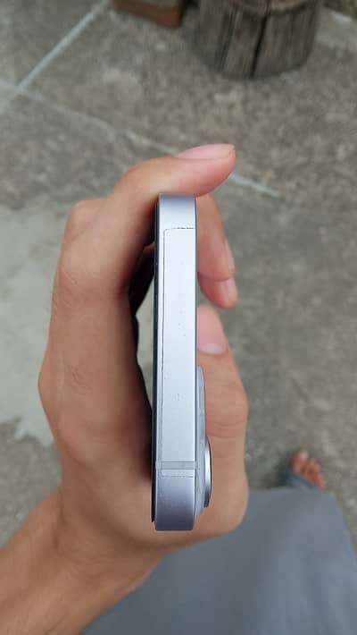 Apple iPhone 14