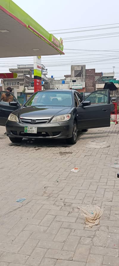 Honda Civic EXi 2005