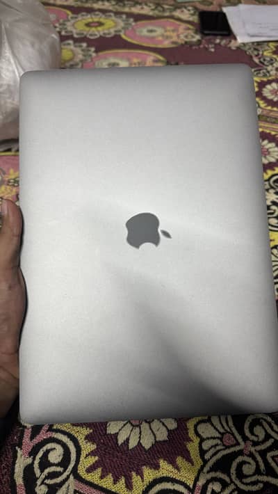 MacBook Pro M2 24GBs memory 512GBs ssd