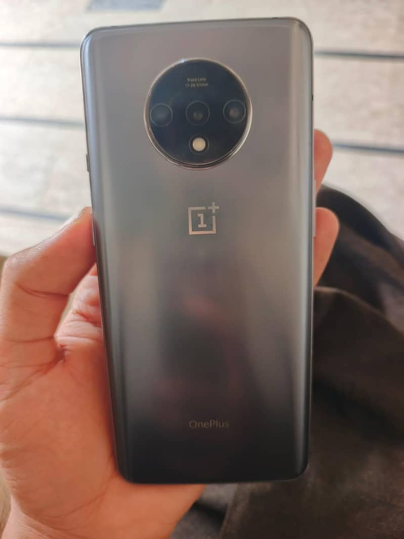 One Plus 7T 1