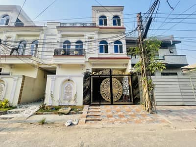 6.5 Marla Double Storey House Available In Samanabad Vip Location