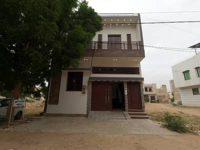 40 Feet Road West Open SECTOR Q3 House For Sale prime location