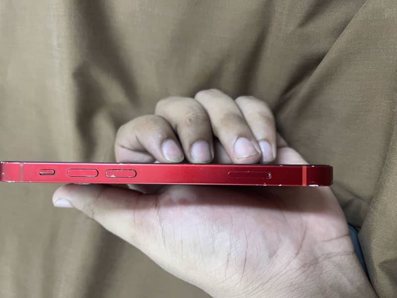 Apple iPhone 13 mini 1