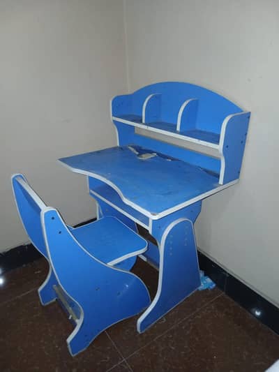 table chair