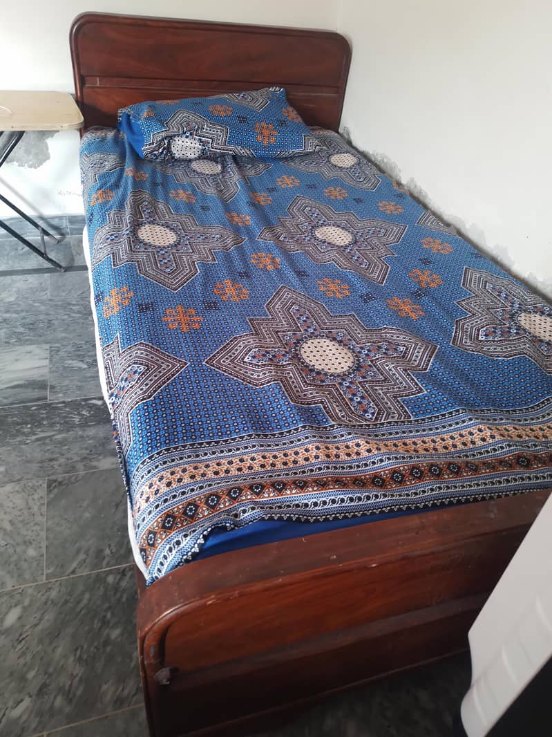 single bed without mattress 0