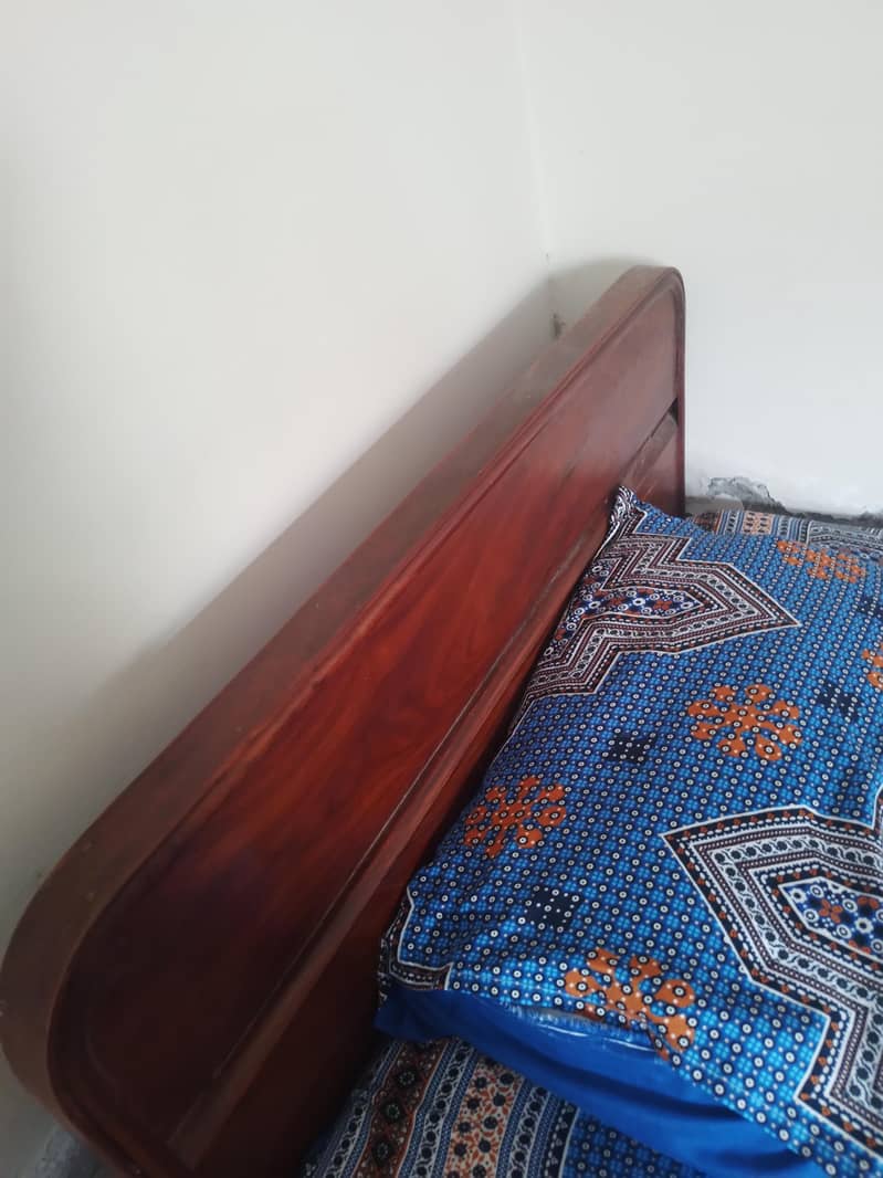 single bed without mattress 2