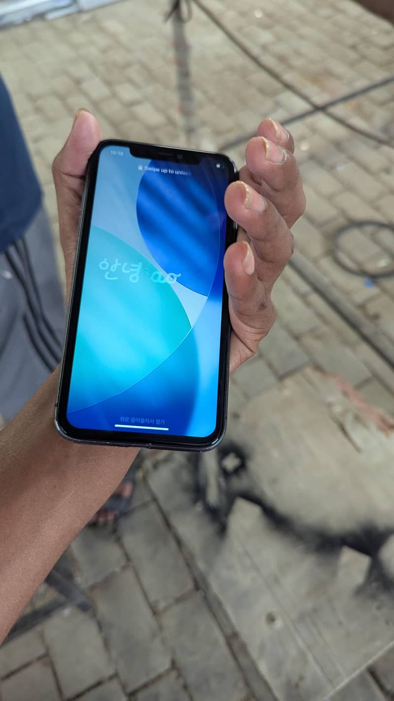 Apple iPhone 11 5