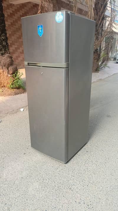 Haier fridge medium size singel door (0336/7070/370) high end cooling
