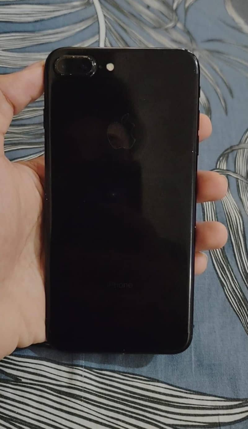 Apple iPhone 7 Plus 4