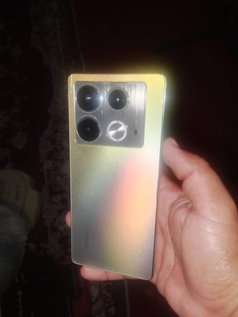 Infinix Note 40 1