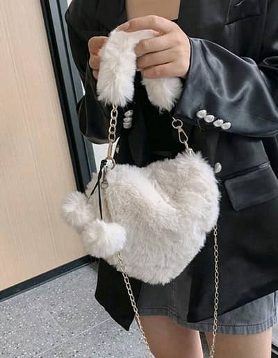 Adorable Soft Plush Heart-Shaped Shoulder Bag
