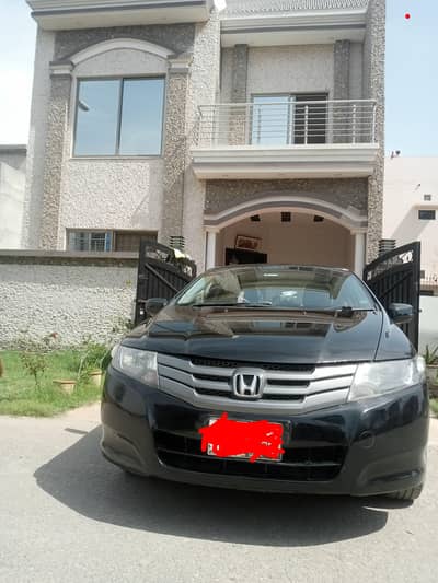 0333-8975402Honda city 1.3 Total genuine antique  car. .