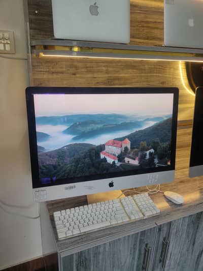 iMac Retina 5K 27" 2015 | Core i5 | 8GB RAM | 1TB Fusion Drive