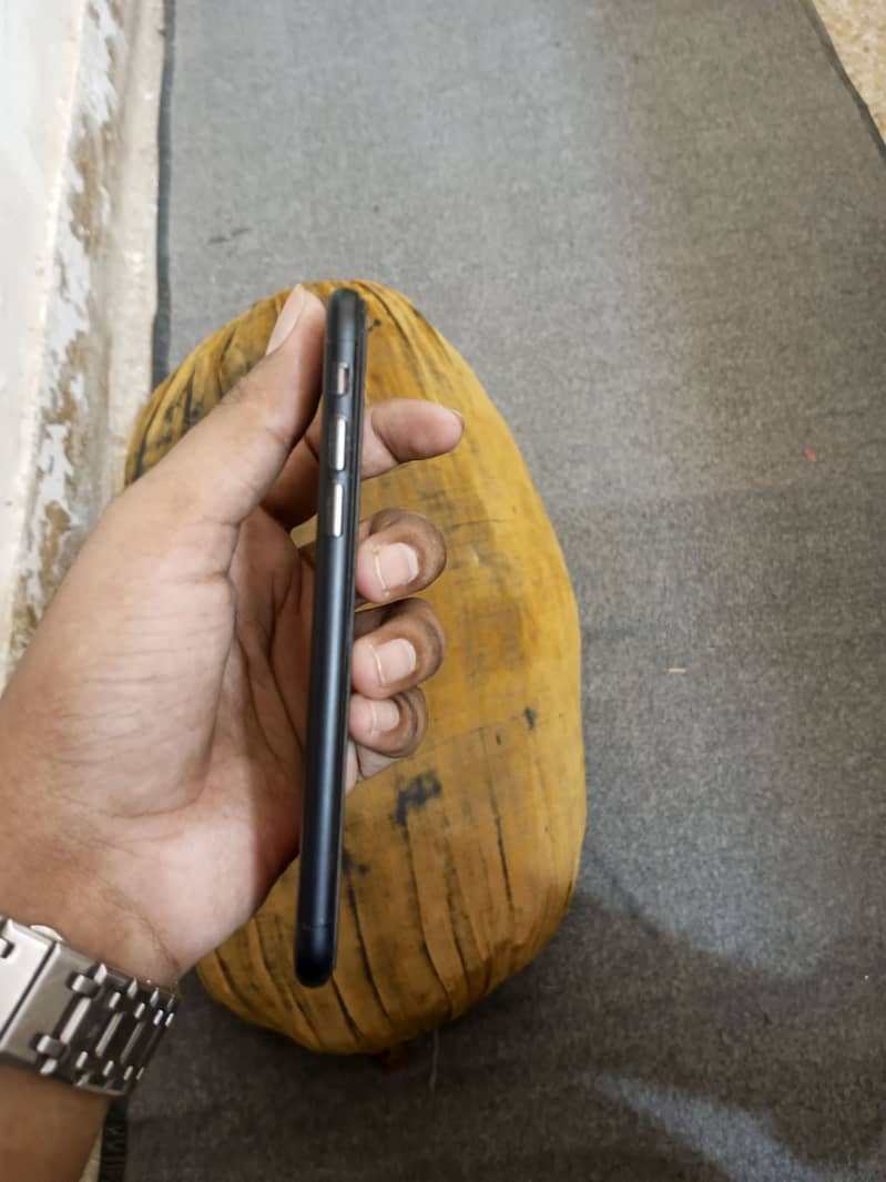 Apple iPhone X 2