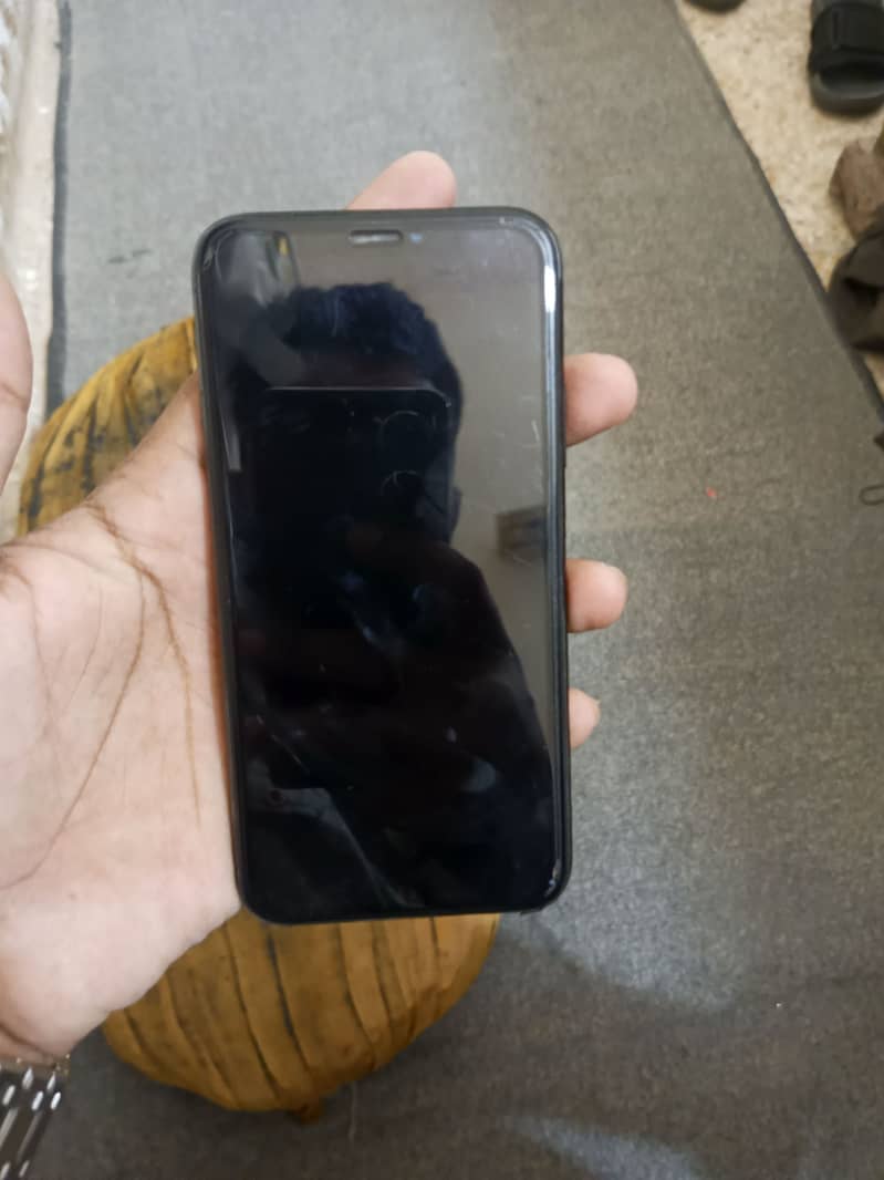 Apple iPhone X 5