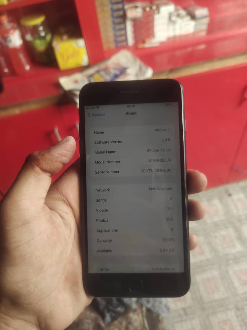 Apple iPhone 7 Plus 2
