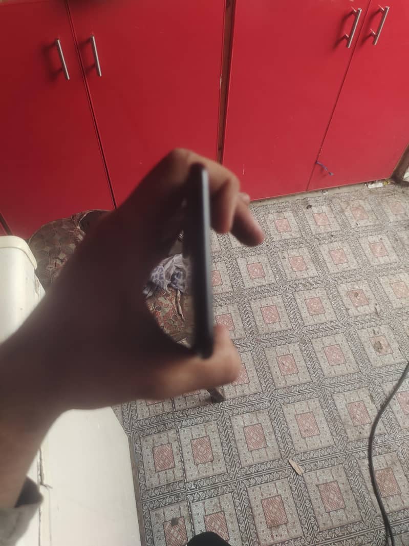 Apple iPhone 7 Plus 9