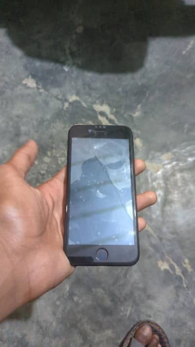 Apple iPhone SE