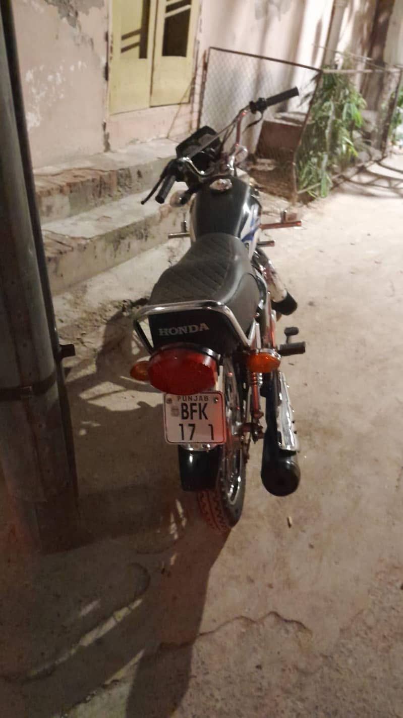 125.2025 model 2