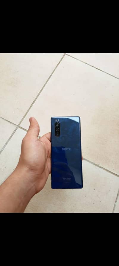 Sony Xperia 5