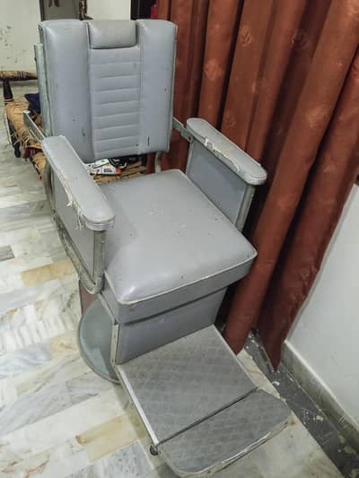 salon chair