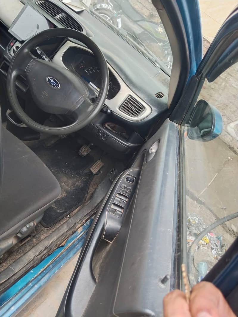 Subaru  2004 1