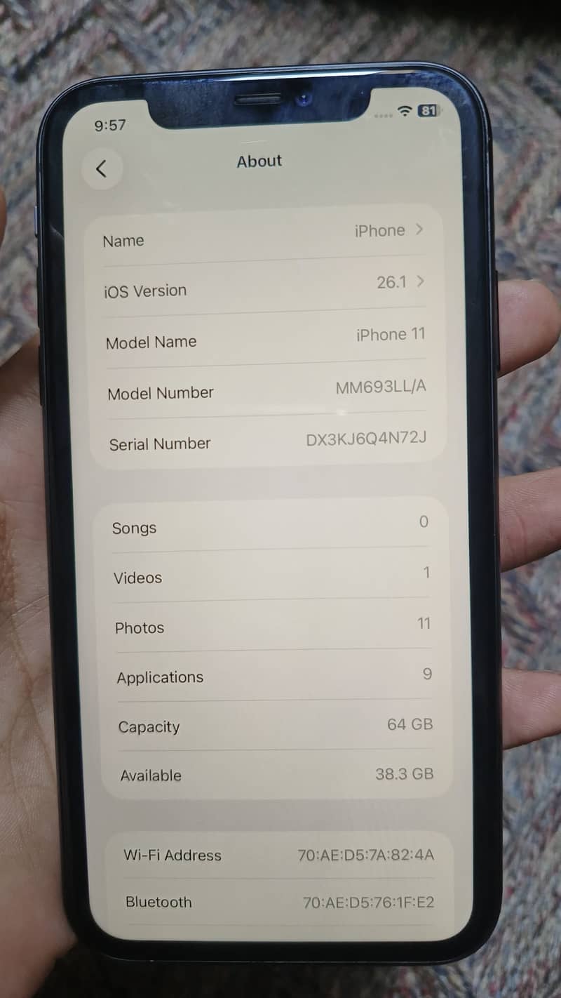 Apple iPhone 11 0