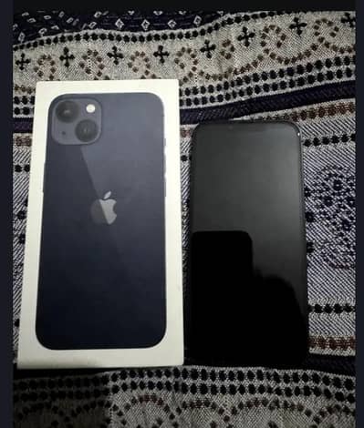 Apple iPhone 13