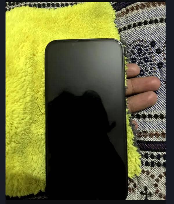 Apple iPhone 13 3