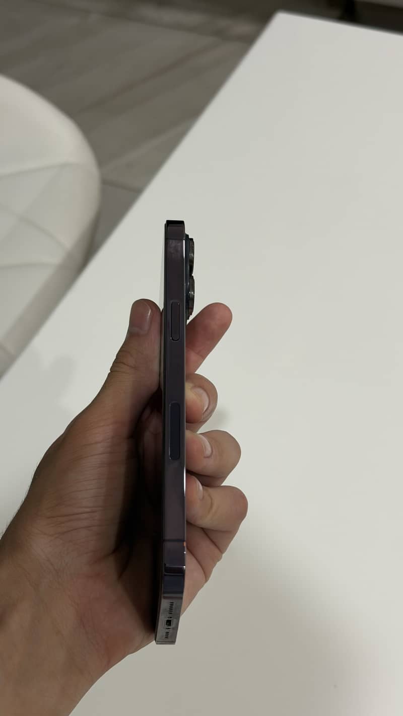 Apple iPhone 14 Pro Max 2