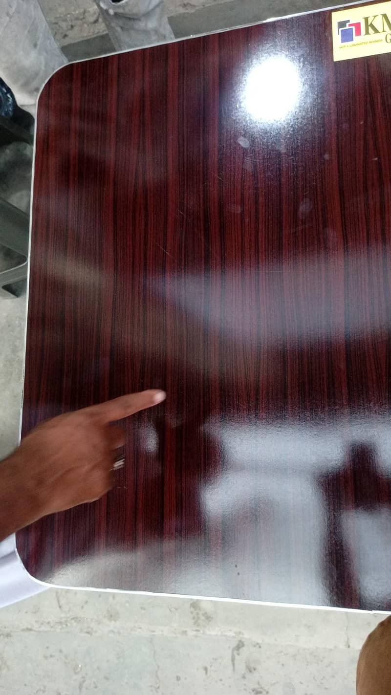Folding Table 3