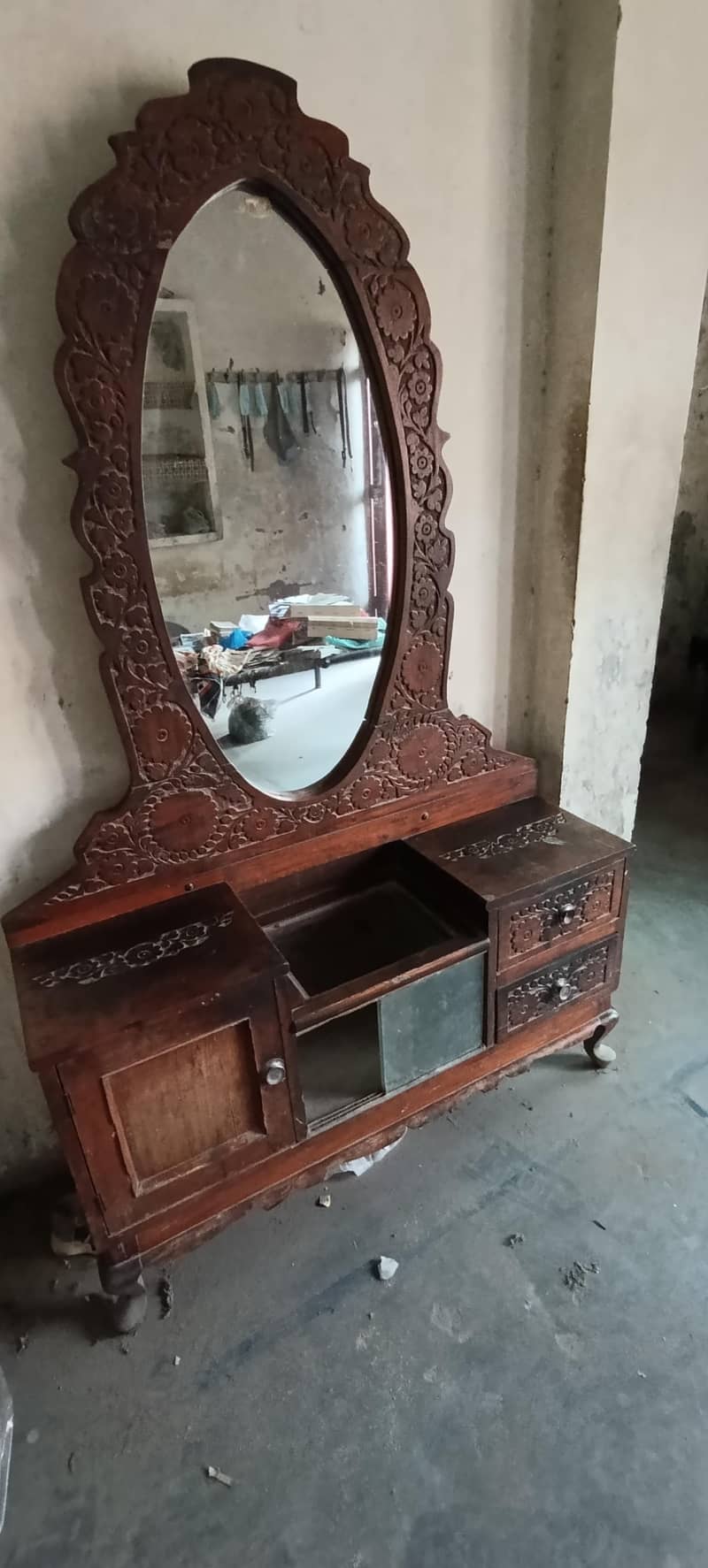 Solid Sheesham Wood Dressing Table with Mirror 1