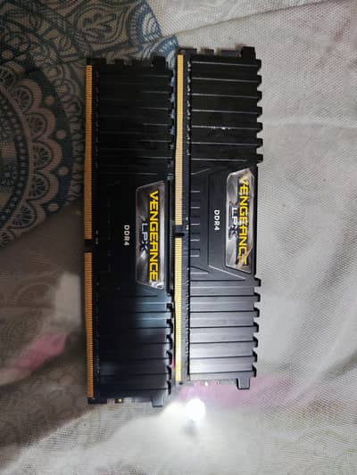 Corsair vengeance lpx ddr4 ram