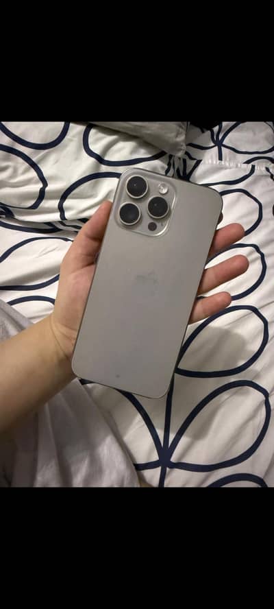Apple iPhone 15 Pro Max