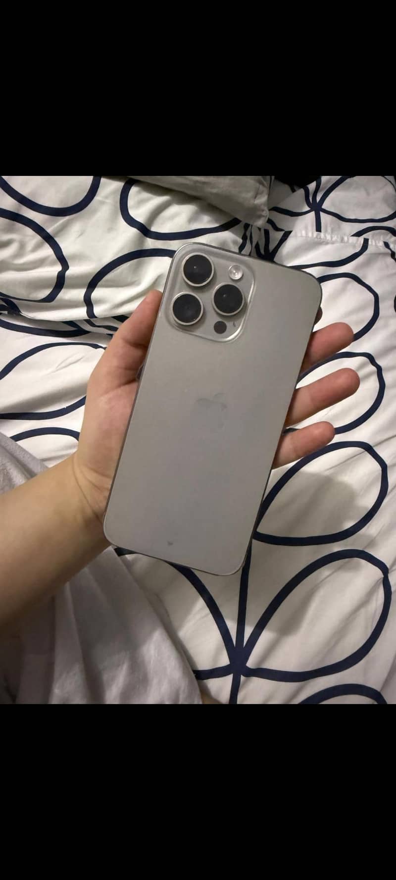 Apple iPhone 15 Pro Max 0