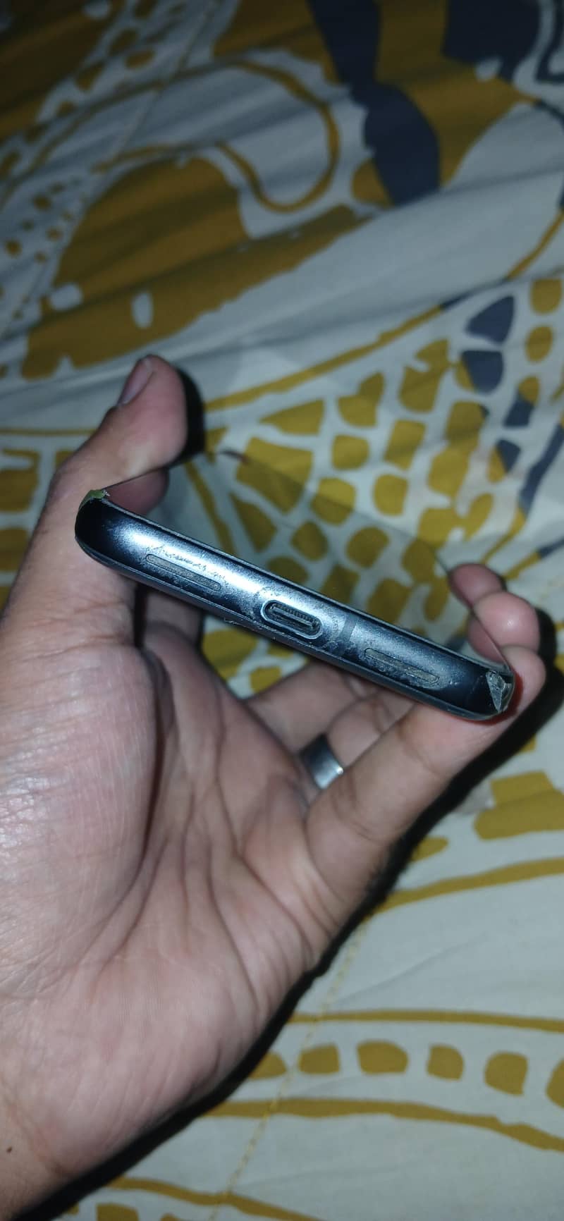 Google Pixel 8 4